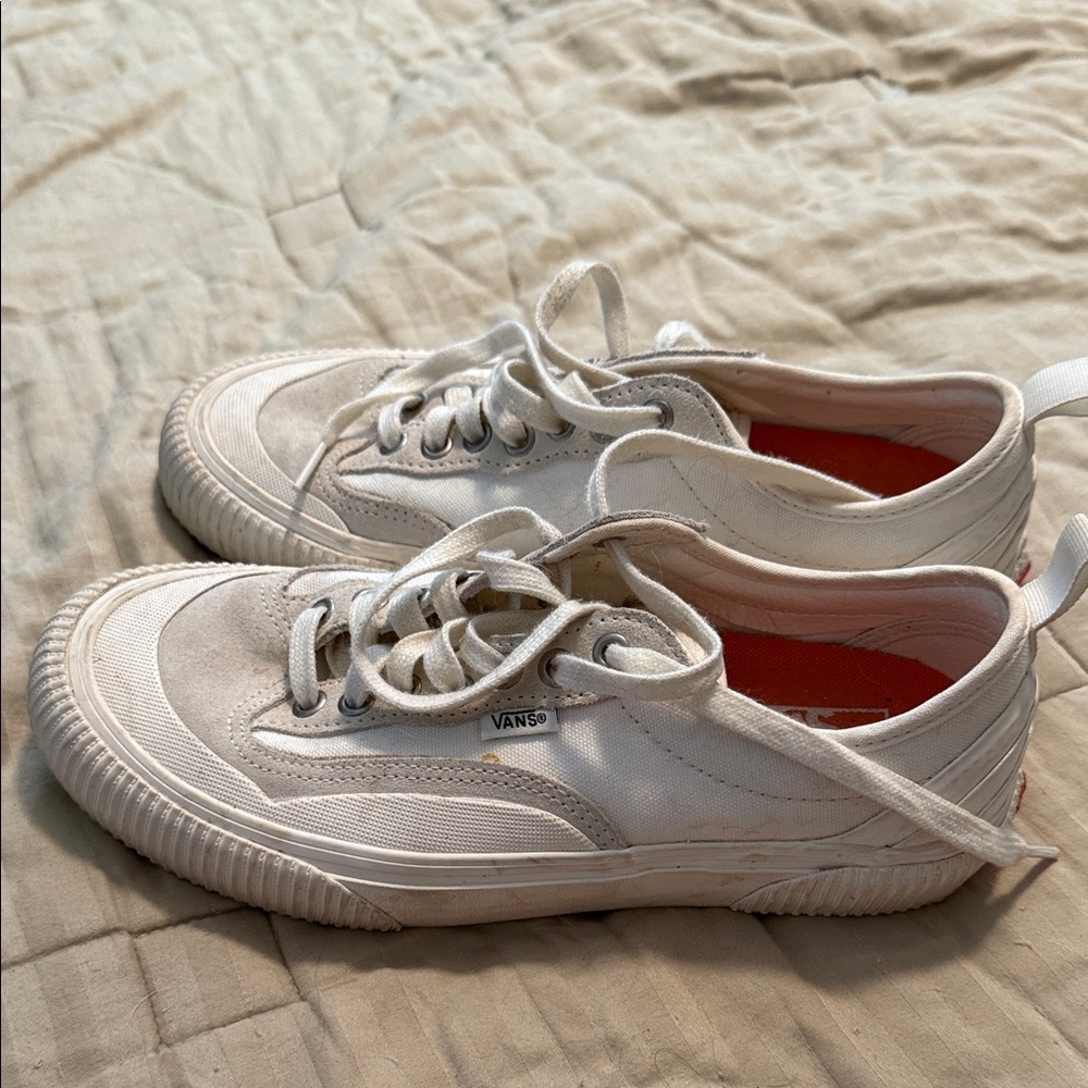 Vans Classic Off-White Canvas Sneakers - Picture 4 of 6